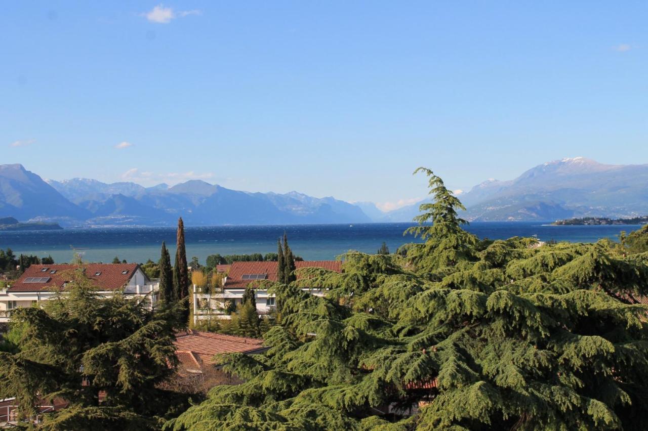 Desenzanoloft Official Partner Marriott Homes & Villas - Paradise Lake View In A 5 Pools Exclusive Residence Desenzano del Garda Bagian luar foto