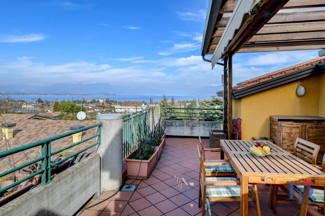 Desenzanoloft Official Partner Marriott Homes & Villas - Paradise Lake View In A 5 Pools Exclusive Residence Desenzano del Garda Bagian luar foto